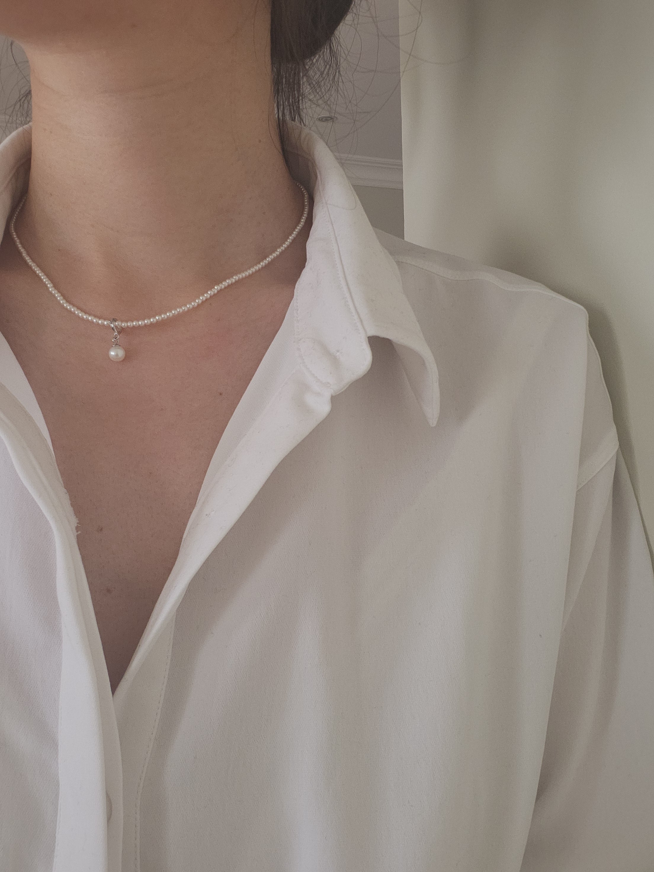 Make my minimalistic tiny pearl necklace